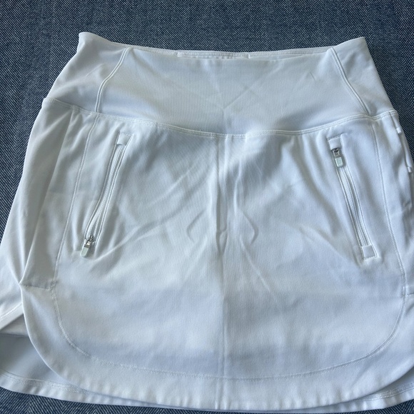 Athleta Fairway Golf Skort - Small 16" - Picture 5 of 7